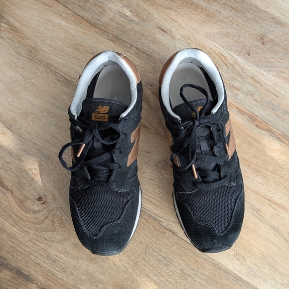 New Balance WL520SNC sneakers - Picture 2 of 8